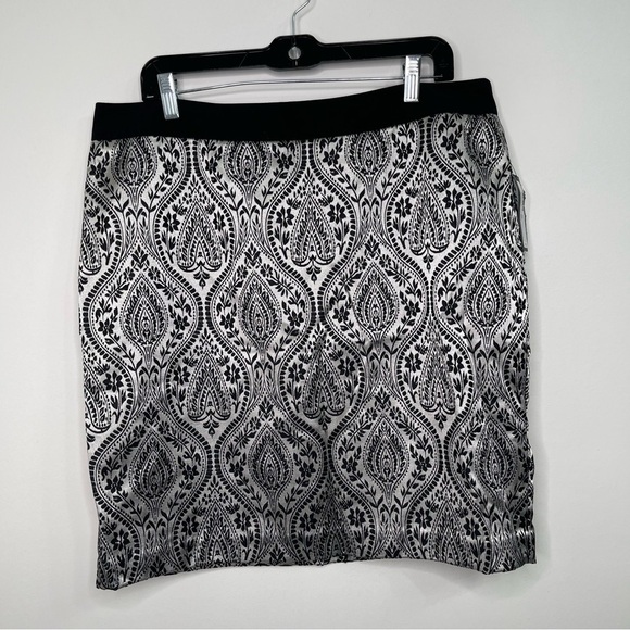 Worthington Paisley Jacquard Print Skirt Size 16P - Picture 2 of 9